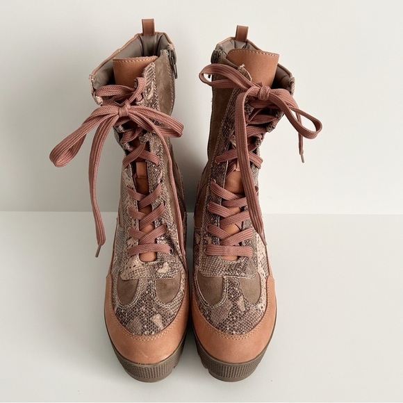 Bamboo Poweful Platform Combat Boots | Size 9 - Picture 3 of 7